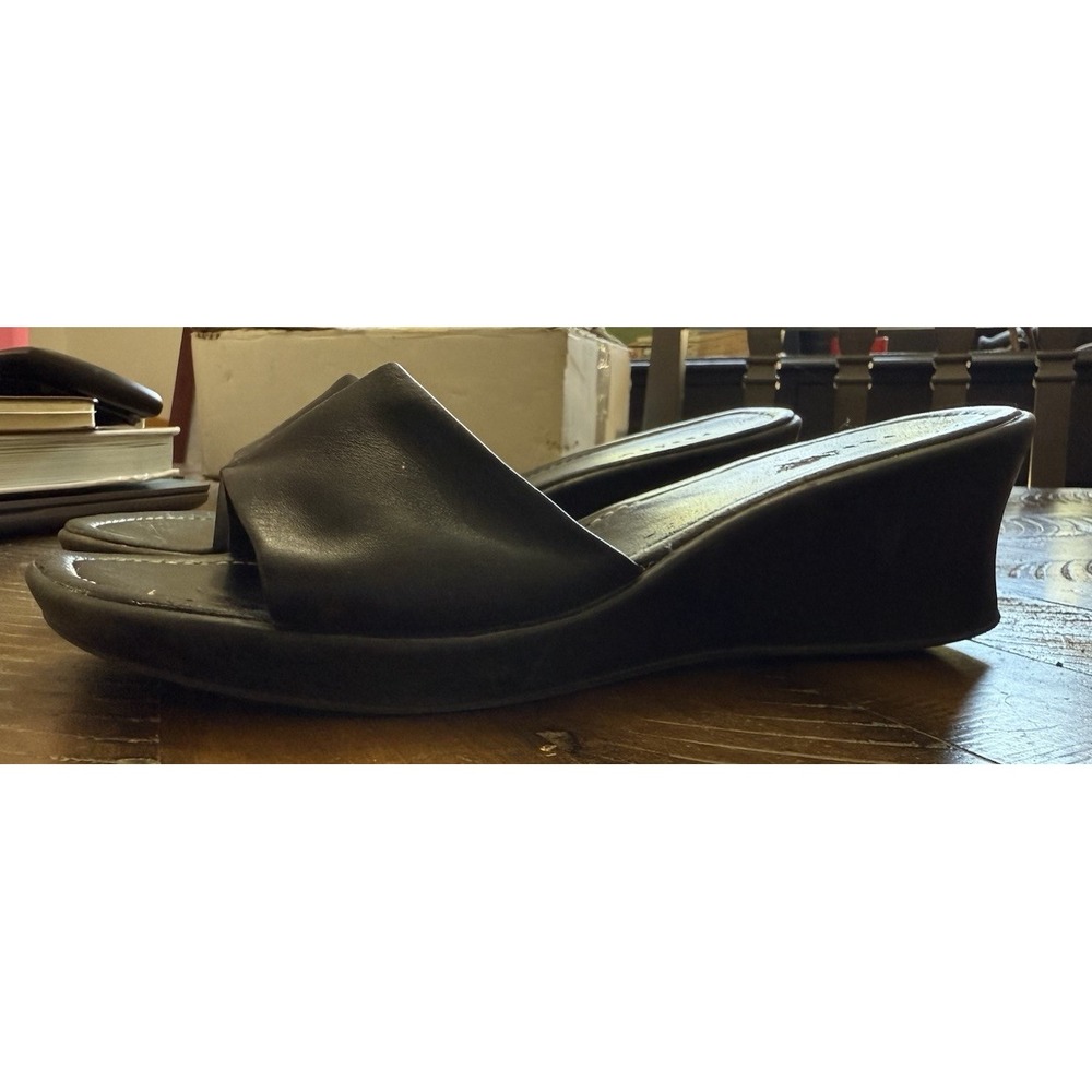 PESARO BLACK Slip On Sandle Clog Size 9 Leather Strap Y2k 90's Comfy Staple - Picture 2 of 8